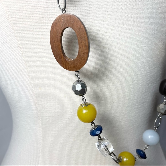 Multi-color wooden beads long necklace - Picture 6 of 8